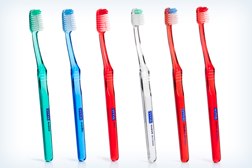 Come usare lo spazzolino da denti?